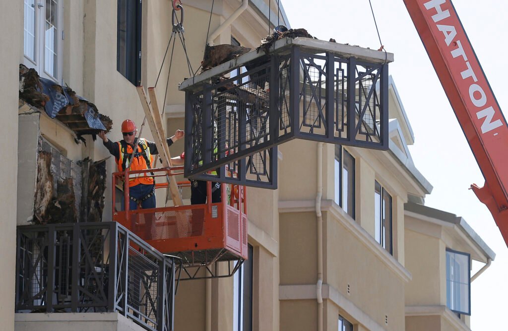 APTOPIX Berkeley Balcony Collapse